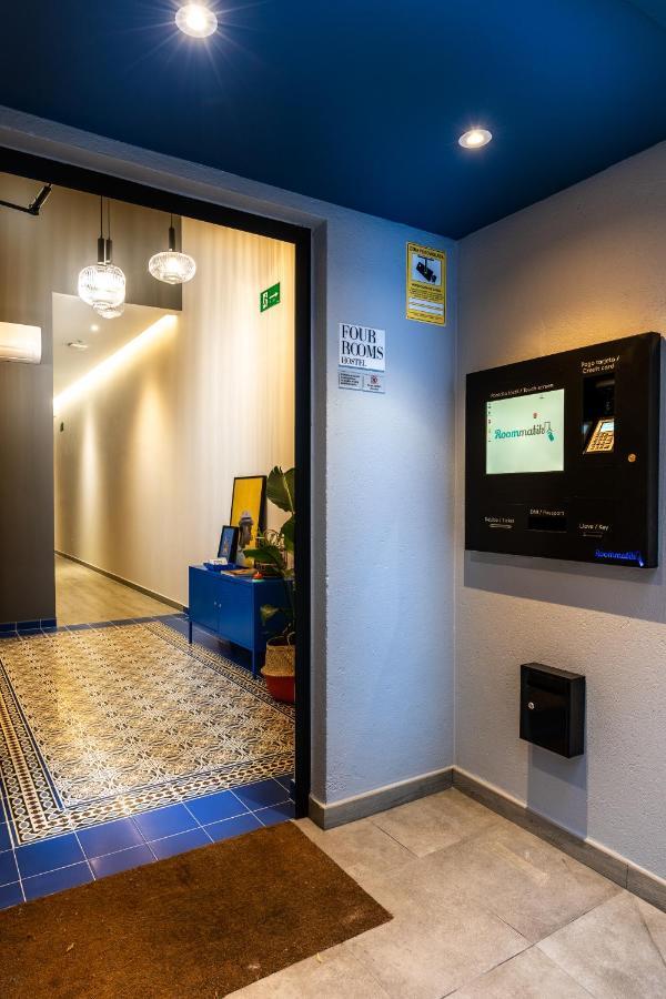 Four Rooms Hostel 루고 외부 사진
