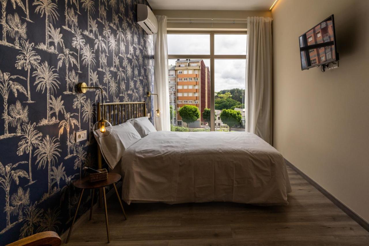 Four Rooms Hostel 루고 외부 사진