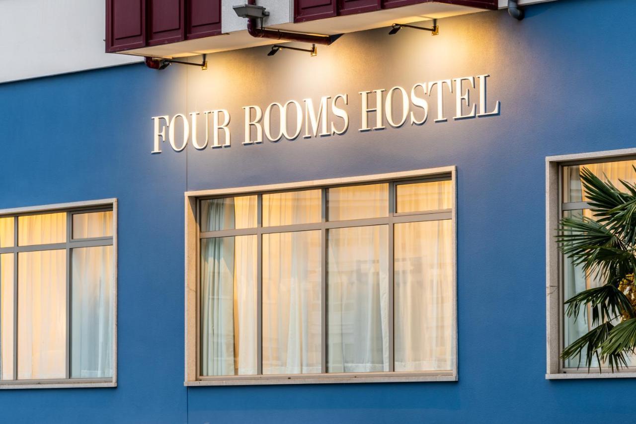 Four Rooms Hostel 루고 외부 사진